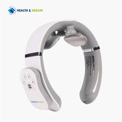 Massager al collo in modo calmo